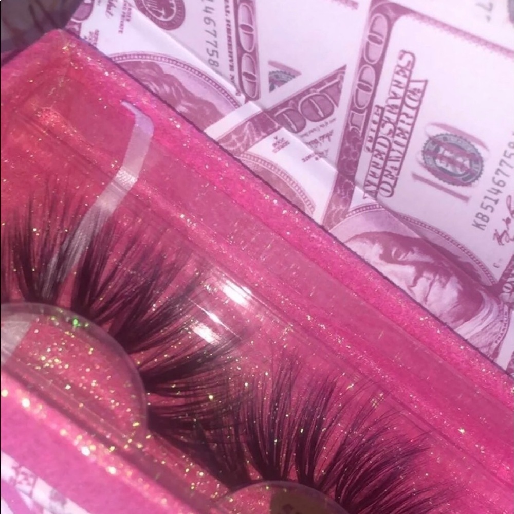 LASHES